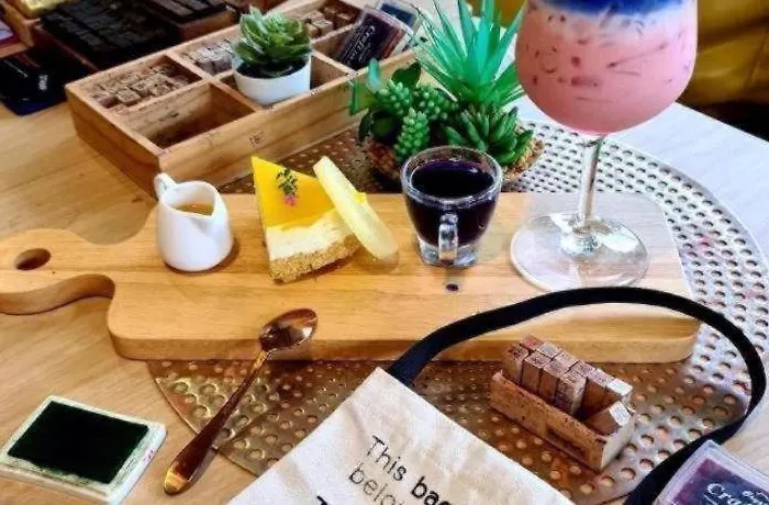 Ashcarya Boutique Ban Bo Wi