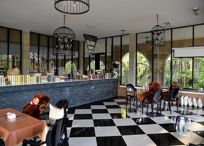 Ashcarya Boutique 4* บ้านบ่อหวี
