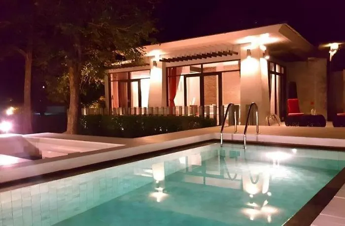 Ashcarya Boutique รีสอร์ท 4*